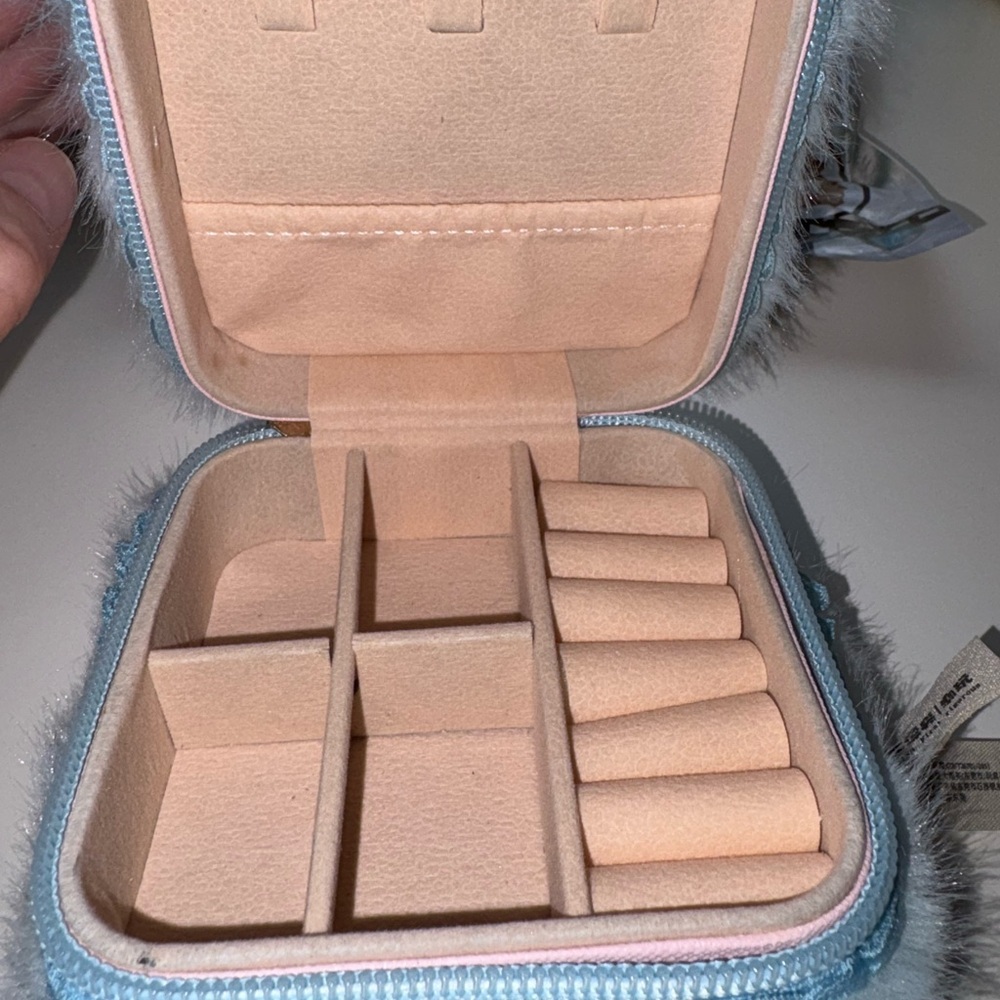 Baby Three Jewelry Box - Picture 5 of 5
